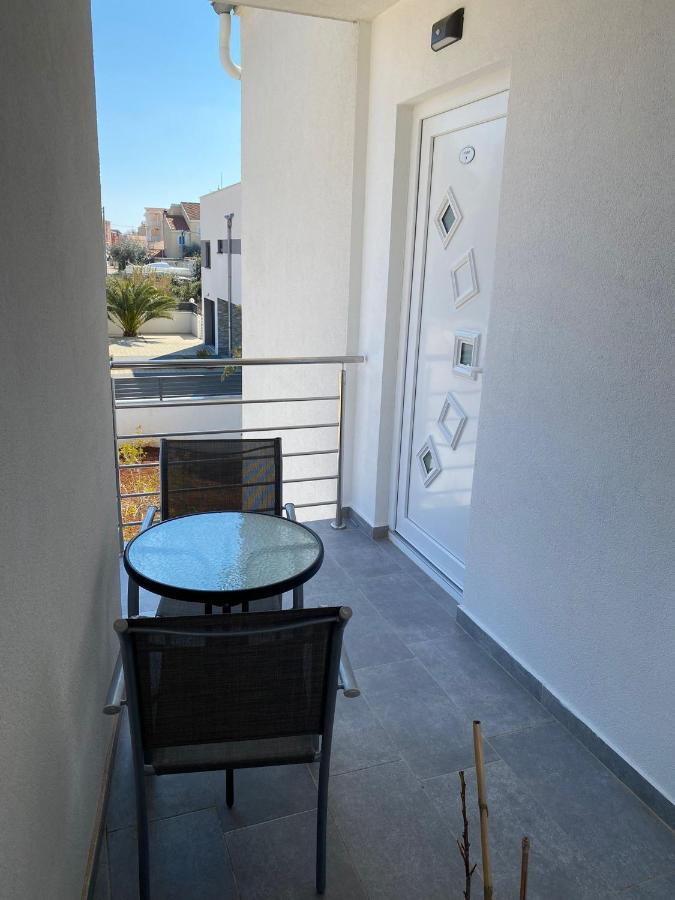 Studio Villa Carlotta Zadar Exterior foto